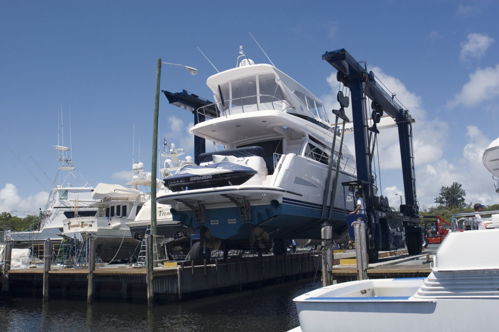 Boat lifts - One of the marine services offered at Harbour Towne Marina!